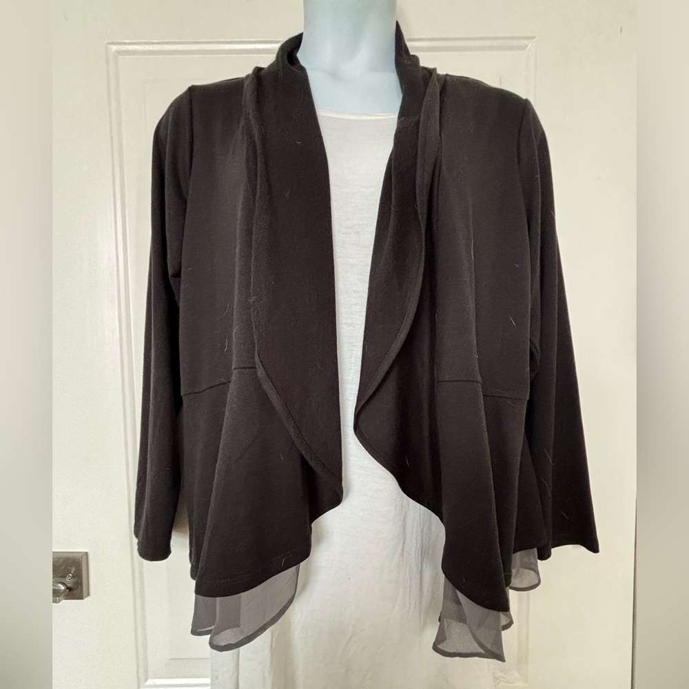 Black Open Front Cardigan with Sheer Hem - Picture 3 of 6
